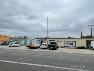 Plus de détails pour 1202 N Flores St, San Antonio, TX - Bureau à louer