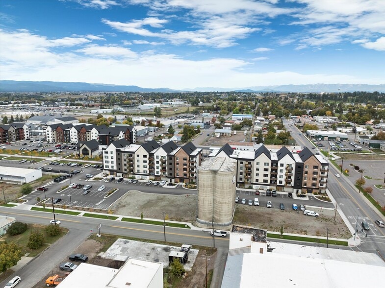 5 6th Ave W, Kalispell, MT à vendre - Aérien – Image 2 sur 16