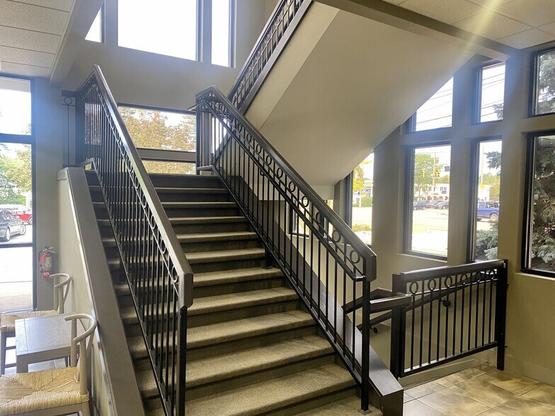 1504 E Grand River Ave, East Lansing, MI à louer - Photo intérieure – Image 3 sur 7