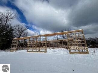Plus de détails pour 2407 Aero-Park ct, Traverse City, MI - Spécialisé à vendre