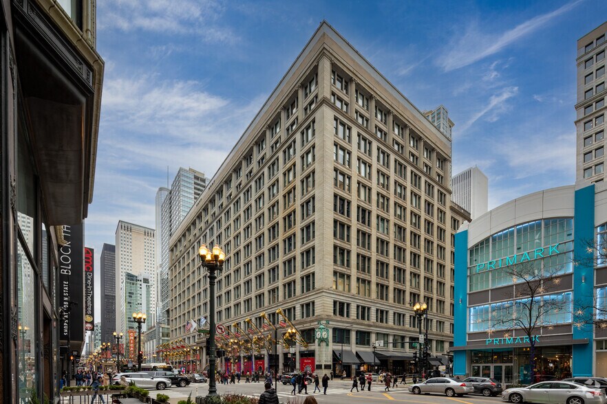 24 E Washington St, Chicago, IL à louer - Photo de l’immeuble – Image 1 sur 4