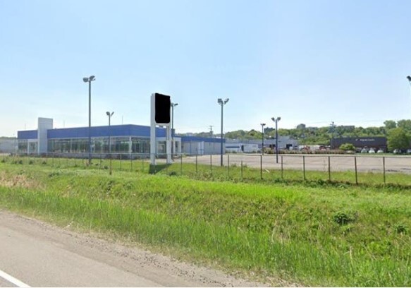 2400 Av Dalton, Québec, QC à louer - Photo principale – Image 1 sur 1