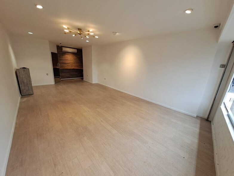 37 Warstone Ln, Birmingham à vendre - Photo de l’immeuble – Image 3 sur 10