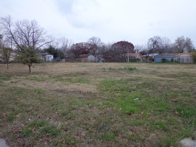 1821 Fitch St, San Antonio, TX à vendre - Photo principale – Image 1 sur 2