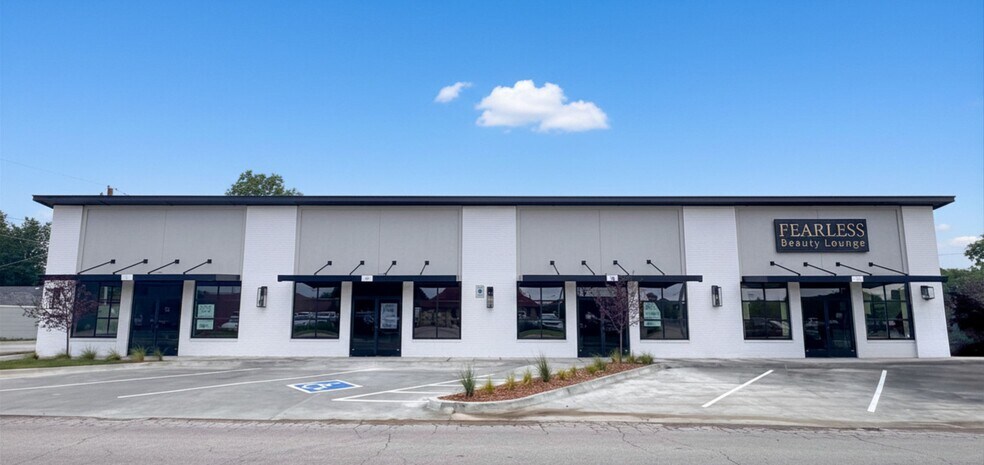 607 W Gray St, Norman, OK à louer - Photo de l’immeuble – Image 3 sur 7