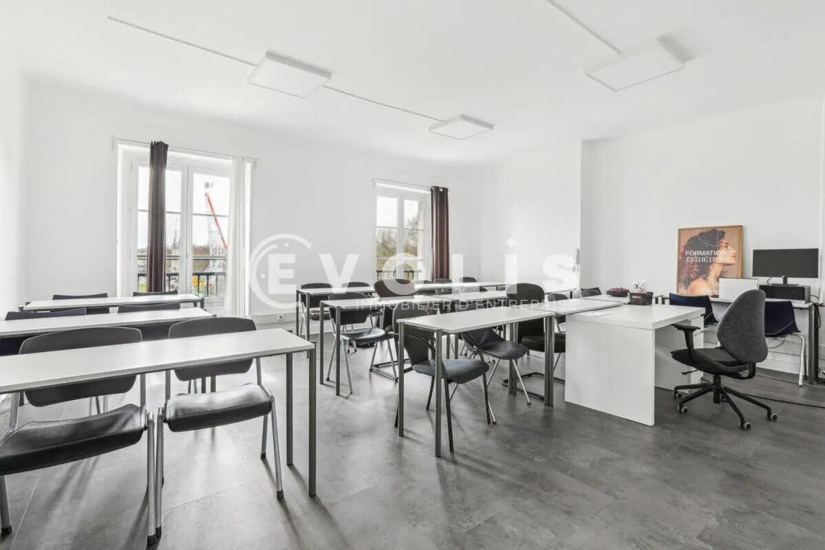 Bureau dans Bordeaux à louer Photo intérieure– Image 1 sur 13