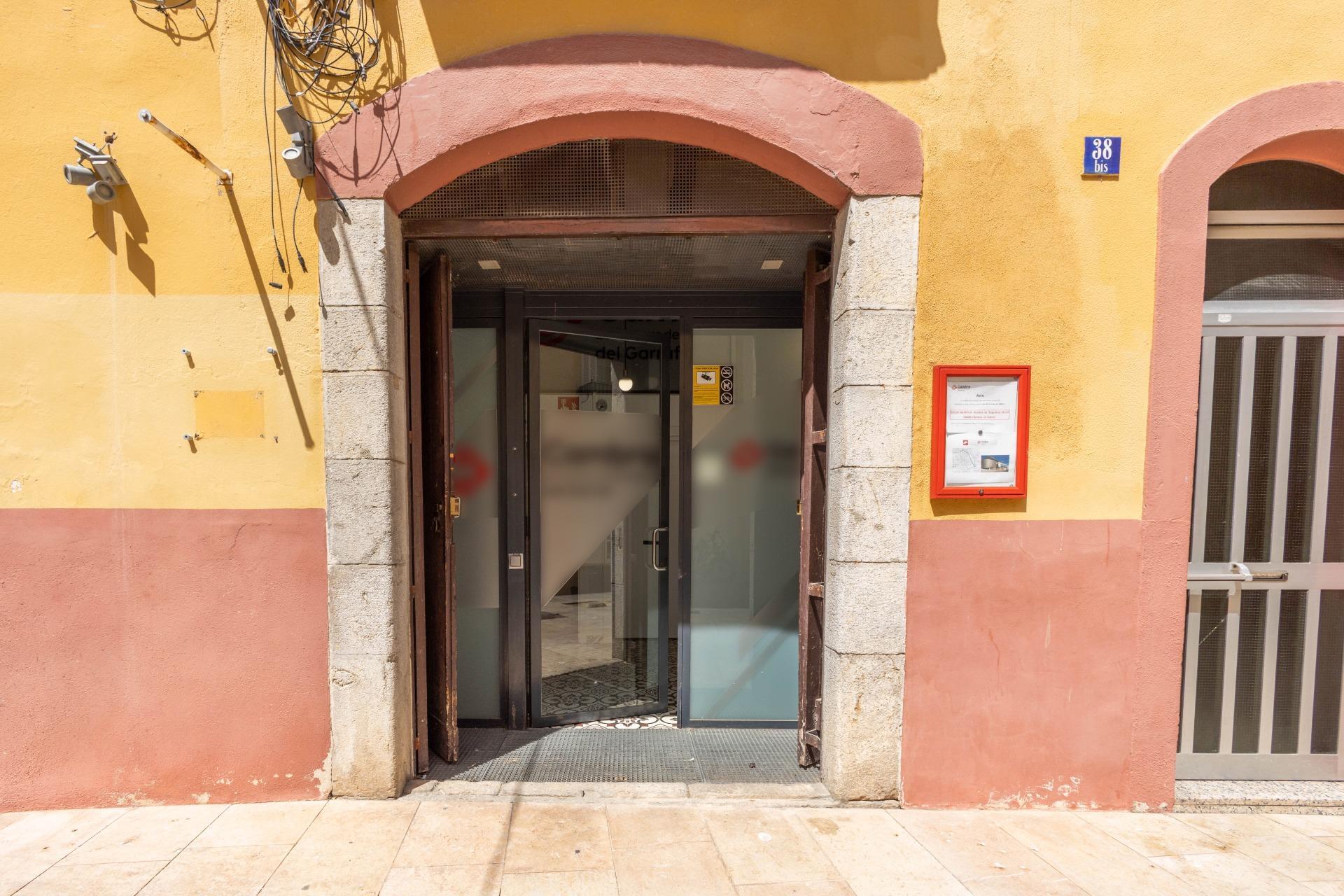 Bureaux/Local commercial dans Vilanova i la Geltrú, Barcelona à louer Photo intérieure– Image 1 sur 15