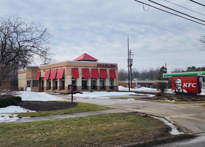 5525 Royalton Rd, North Royalton, OH à louer - Photo de l’immeuble – Image 2 sur 7