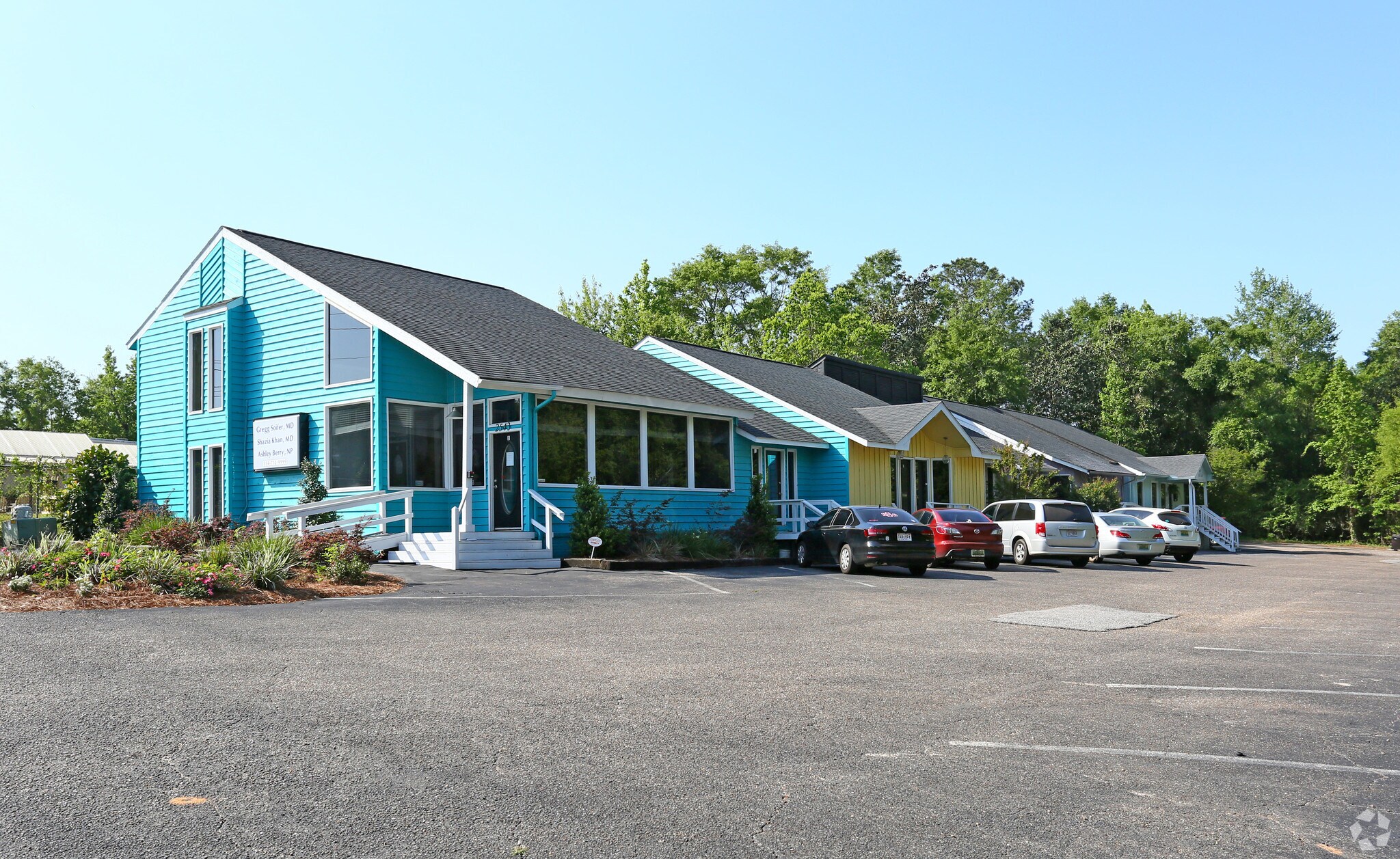 2543 SW Ross Clark Cir, Dothan, AL à vendre Photo principale– Image 1 sur 5