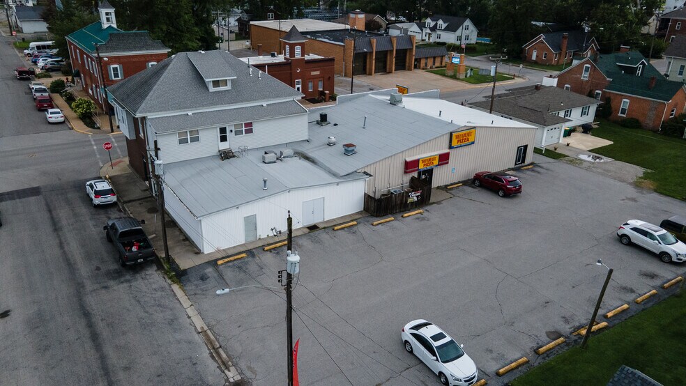 105 S Jefferson St, Millstadt, IL à vendre - Photo principale – Image 1 sur 30