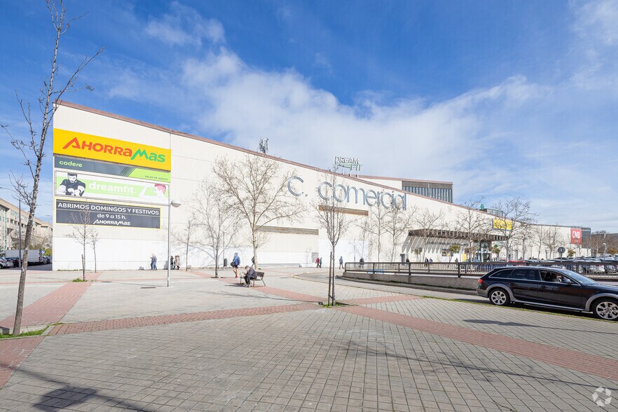 Bulevar de José Prat, 35, Madrid, Madrid à louer - Photo de l’immeuble – Image 3 sur 5