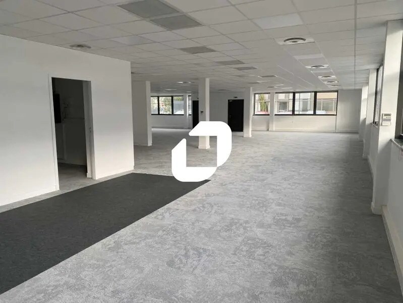 Bureau dans Pessac à louer Photo intérieure– Image 1 sur 10