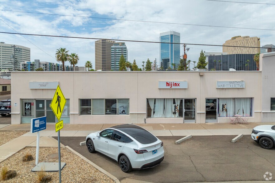 3302-3316 N 3rd St, Phoenix, AZ à louer - Photo de l’immeuble – Image 2 sur 5