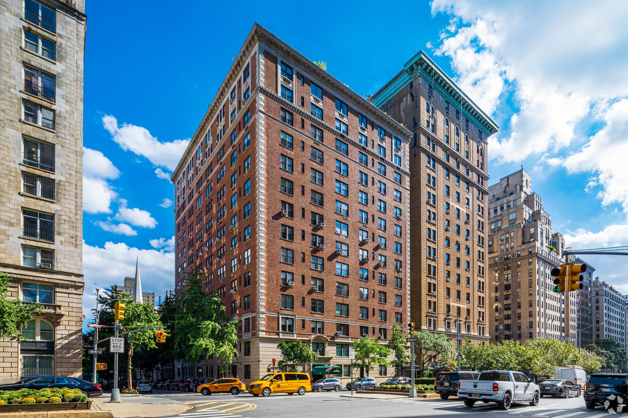 911 Park Ave, New York, NY à vendre Photo principale– Image 1 sur 2