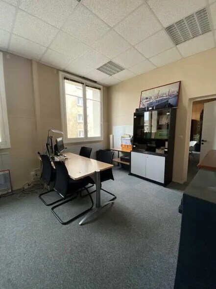 Bureau dans Le Havre à louer - Photo de l’immeuble – Image 3 sur 6