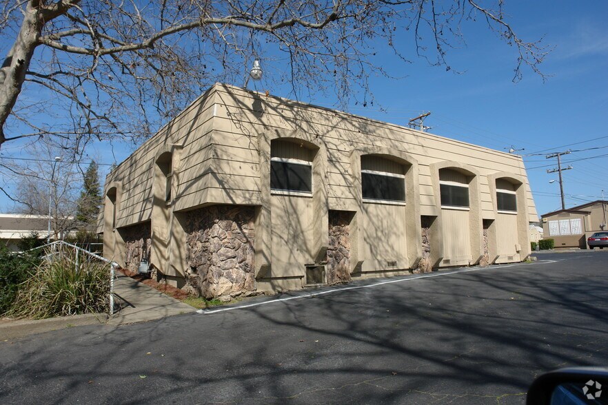 800 Douglas Blvd, Roseville, CA à vendre - Photo de l’immeuble – Image 2 sur 2
