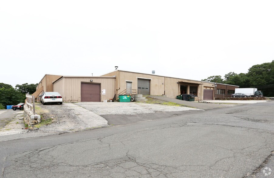 123 Union City Rd, Prospect, CT à louer - Photo de l’immeuble – Image 2 sur 22
