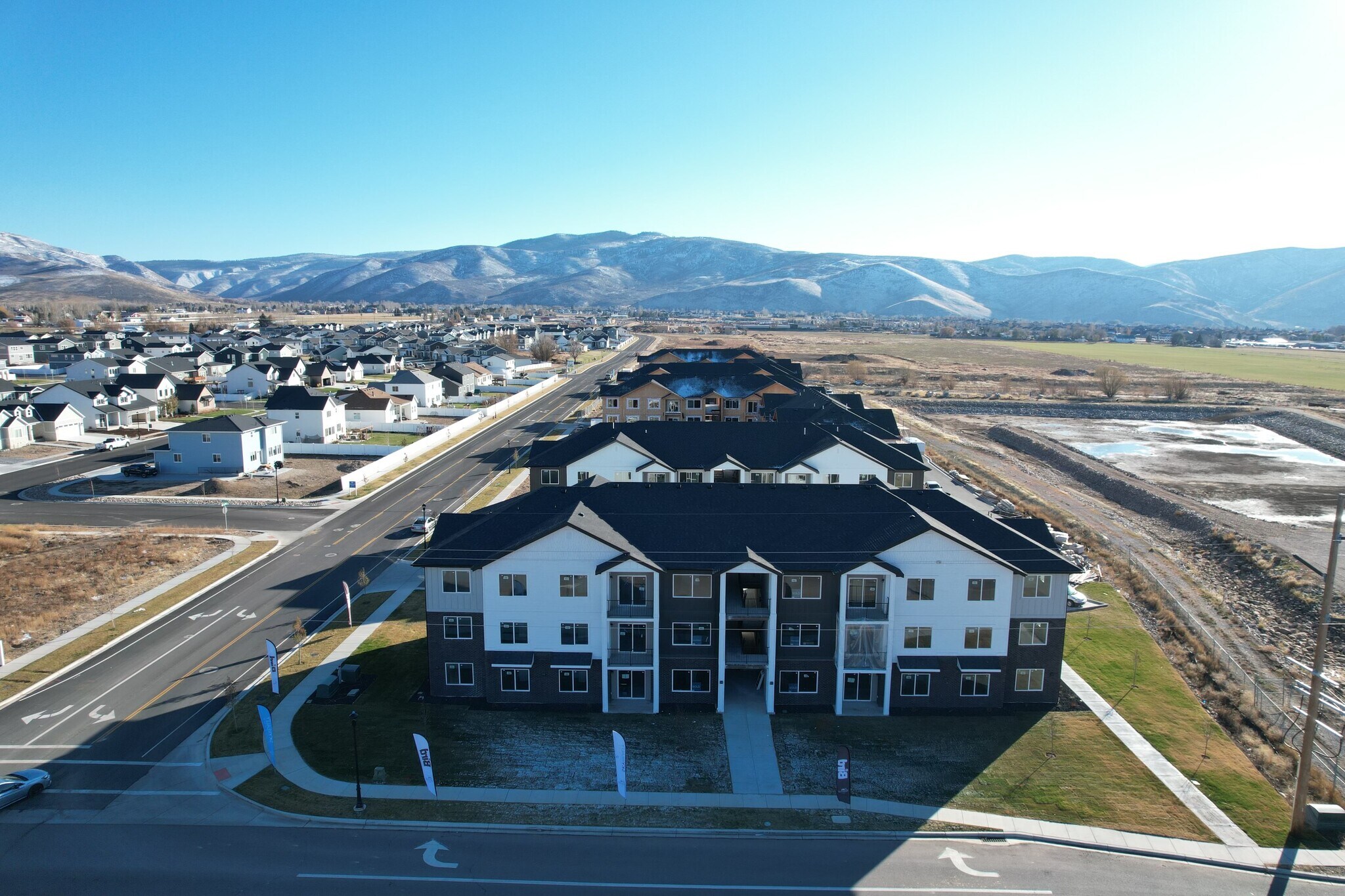 1378 S Sawmill Blvd, Heber City, UT à vendre Photo de l’immeuble– Image 1 sur 24