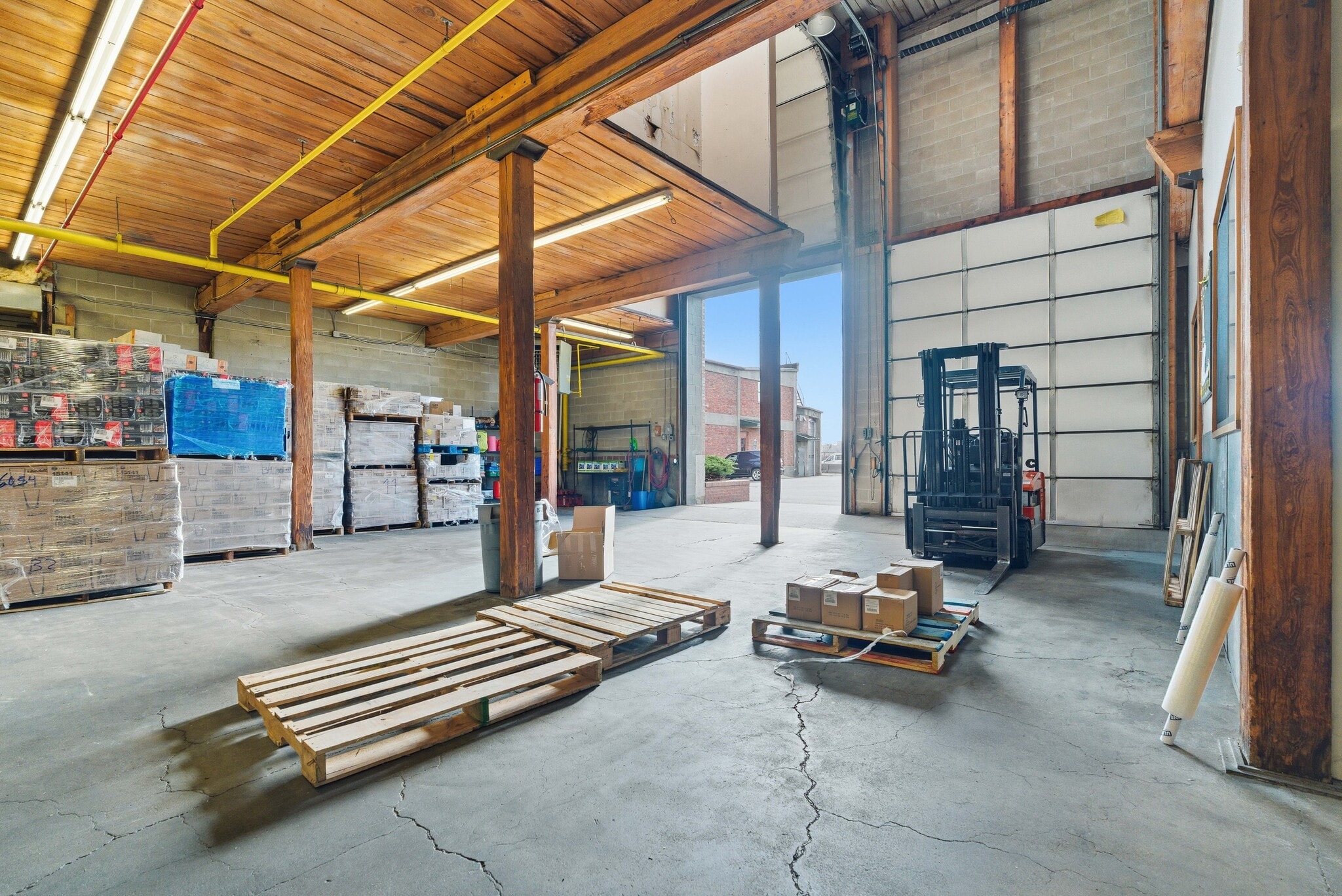 229 Marginal St, Chelsea, MA à louer Photo intérieure– Image 1 sur 4