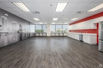 9920 Franklin Square Dr, Nottingham, MD à louer Photo de l’immeuble– Image 1 sur 8