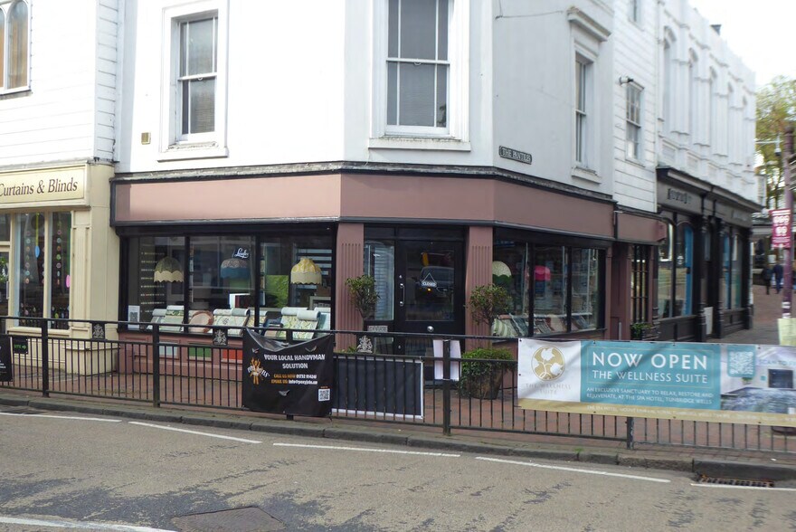 1 The Pantiles, Tunbridge Wells à vendre - Photo de l’immeuble – Image 1 sur 6