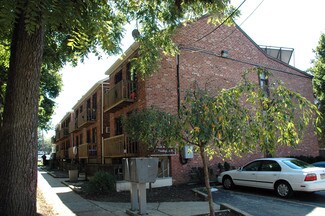 Plus de détails pour 340 W Washington St, West Chester, PA - Logement à vendre