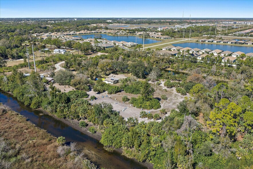 2327 Ewing Dr, Venice, FL à vendre - Aérien – Image 3 sur 8