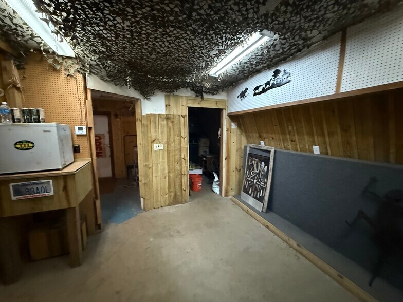 312 Riley Ave, Ogden, KS à vendre - Photo de l’immeuble – Image 3 sur 3