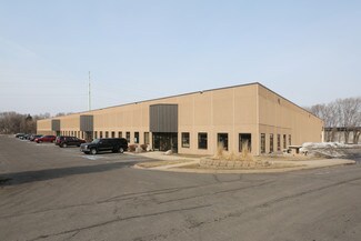 Plus de détails pour 101-117 Osborne Rd NE, Fridley, MN - Industriel/Logistique à louer