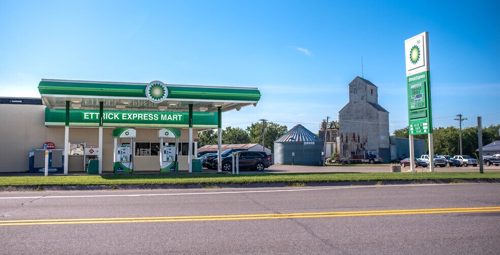 22732 US-53 Hwy, Ettrick, WI à vendre - Photo de l’immeuble – Image 3 sur 80