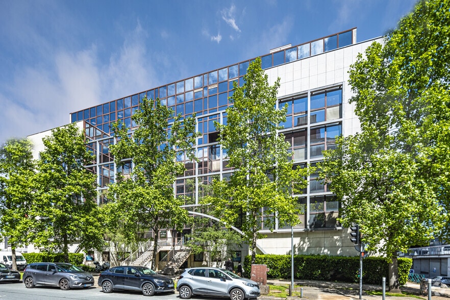 Bureau dans Noisy-le-Grand à vendre - Photo de l’immeuble – Image 3 sur 5