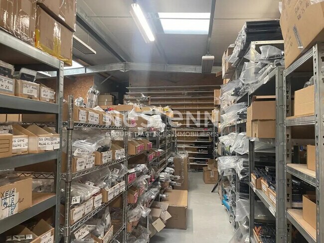 Plus de détails pour Industriel/Logistique à vendre