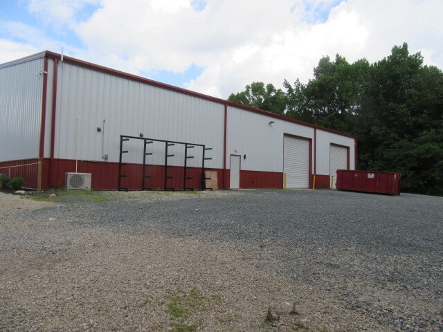 1615 Wayne, Sanford, NC à louer Photo de l’immeuble– Image 1 sur 7