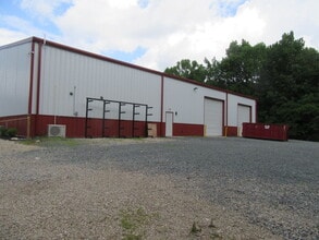 1615 Wayne, Sanford, NC à louer Photo de l’immeuble– Image 1 sur 7