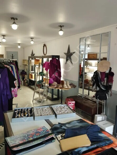 Local commercial dans Coulommiers à vendre - Photo de l’immeuble – Image 2 sur 3