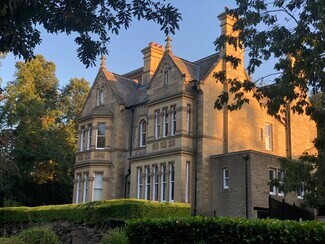 Plus de détails pour Queens Rd, Huddersfield - Bureau à louer