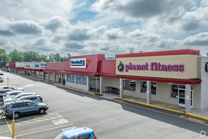 818-820 Crossroads Plz, Mount Pleasant, PA à louer - Aérien – Image 2 sur 4
