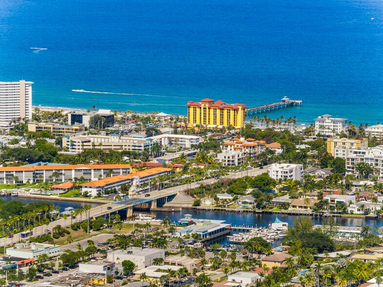 850 SE 7th St, Deerfield Beach, FL à vendre - Photo de l’immeuble – Image 2 sur 79