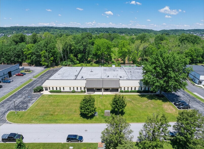 303-305 National Rd, Exton, PA à louer - Photo de l’immeuble – Image 3 sur 12