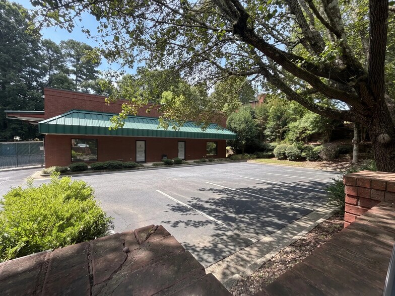 3640 Hewatt Ct, Snellville, GA à vendre - Photo de l’immeuble – Image 1 sur 20