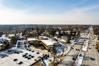 38505 Woodward Ave, Bloomfield Hills, MI - Vue aérienne vue de carte