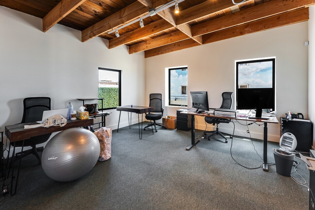 1011 Ocean Front Walk, Venice, CA à louer Photo intérieure– Image 1 sur 9