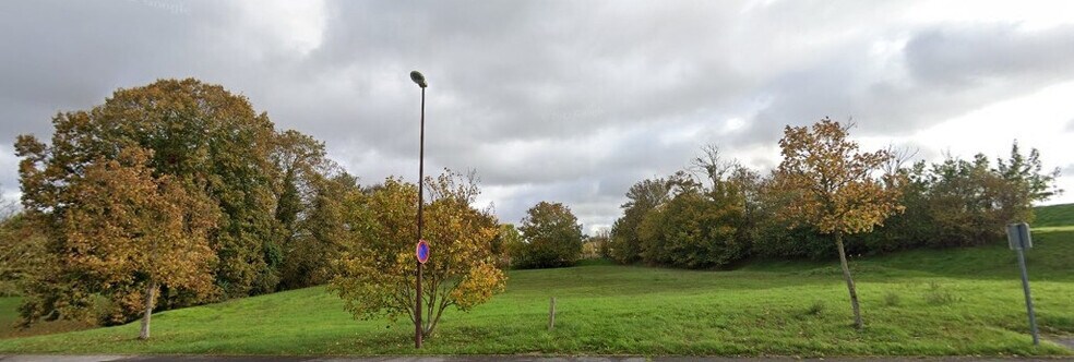 Terrain dans Chalons En Champagne à vendre - Photo de l’immeuble – Image 1 sur 1
