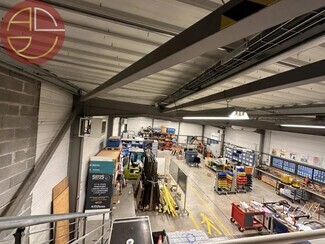 Plus de détails pour Industriel/Logistique à louer