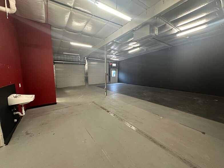 1706 Dungan Ln, Austin, TX à louer - Photo intérieure – Image 2 sur 24