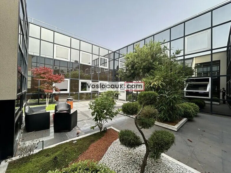 Bureau dans SOPHIA ANTIPOLIS à louer - Photo de l’immeuble – Image 3 sur 10