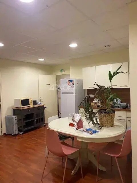 Plus de détails pour 8 Impasse Des Mouettes, Vannes - Local commercial à louer