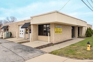 Plus de détails pour 6733 Airport Hwy, Holland, OH - Bureau/Local commercial à louer