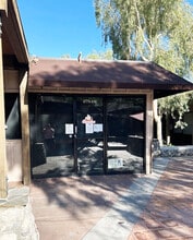 1733-1793 E Palm Canyon Dr, Palm Springs, CA à louer Photo de l’immeuble– Image 2 sur 2