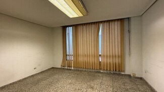 Plus de détails pour Local commercial à vendre